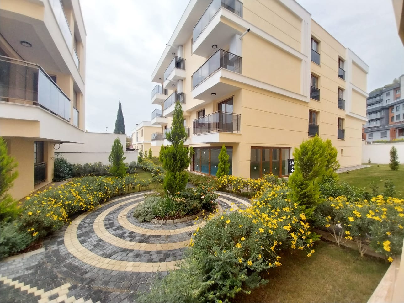 Lüks Havuzlu Sitede Satılık 2+1 Daire